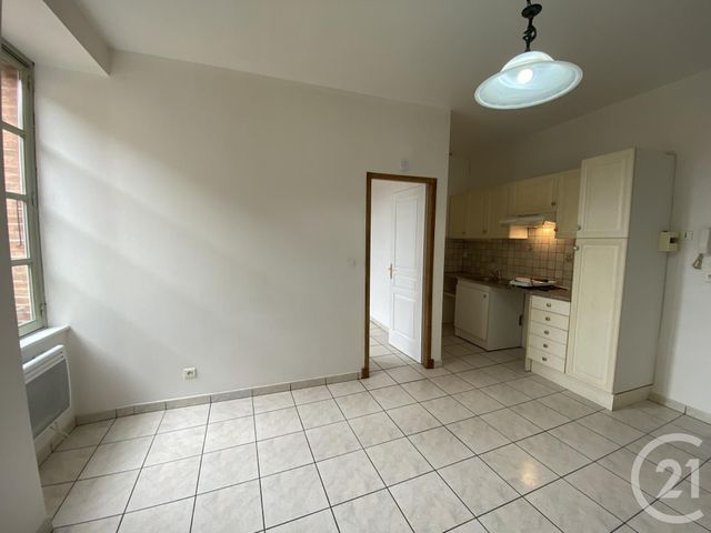 Appartement F2 à louer - 2 pièces - 37.0 m2 - VILLEFRANCHE DE LAURAGAIS - 31 - MIDI-PYRENEES - Century 21 L'Agence Occitane