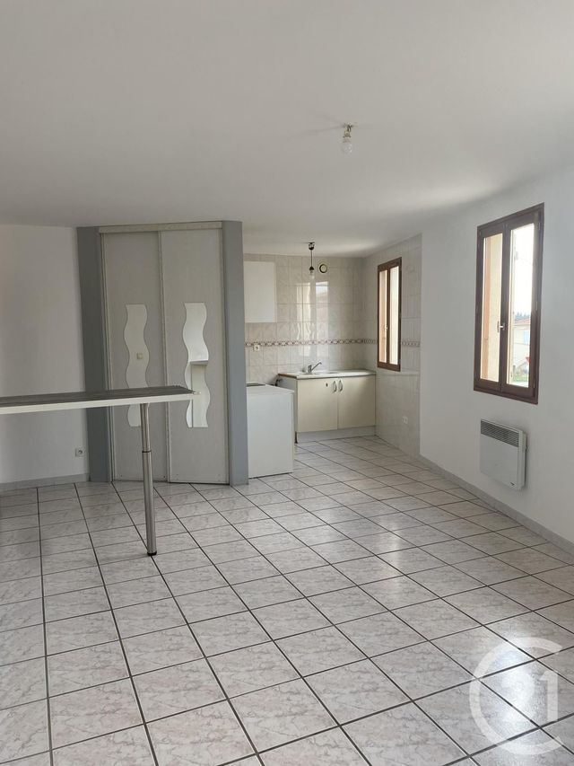 Appartement T2 à louer - 2 pièces - 40.0 m2 - VILLEFRANCHE DE LAURAGAIS - 31 - MIDI-PYRENEES - Century 21 L'Agence Occitane